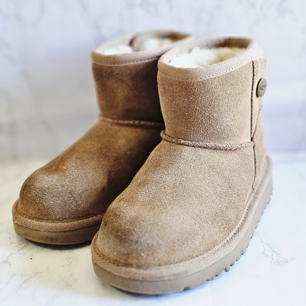UGG JONA CHESTNUT SUEDE SHEARLING MINI GIRL'S BOOTS